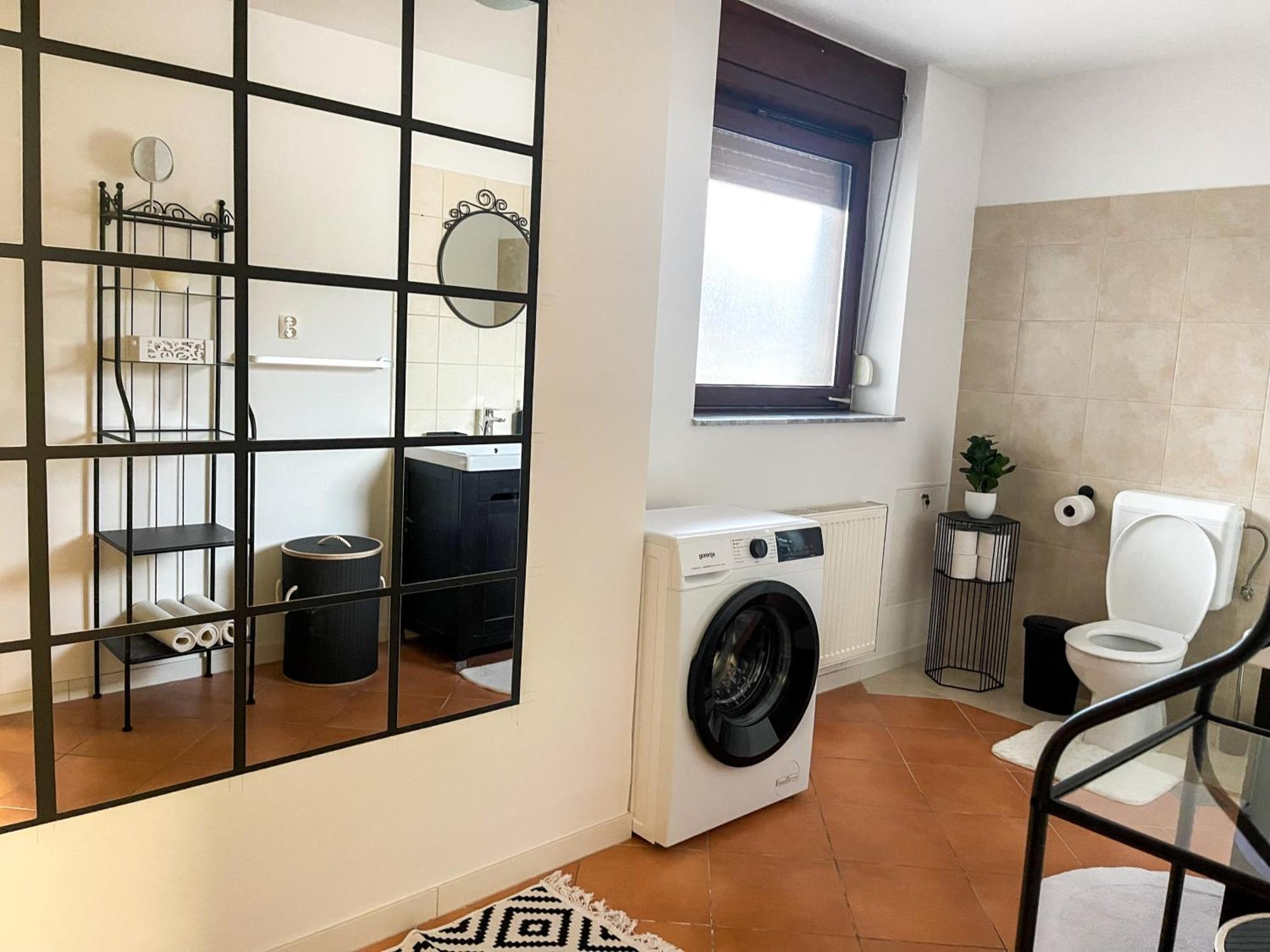 Spacious Cozy Apartment Liubliana Exterior foto